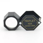 Bra Pris! Hopfällbar Hög Kvalitativ Gemmologisk Lupp med Triplett-lins 10X förstoring och 20,5 mm diameter Mycket Snygg Svart Hexagonal Modell Perfekt till Ädelstenssamlare Köp Nu! (bild för) Bra Pris! Hopfällbar Hög Kvalitativ Gemmologisk Lupp med Triplett-lins 10X förstoring och 20,5 mm diameter Mycket Snygg Svart Hexagonal Modell Perfekt till Ädelstenssamlare Köp Nu!