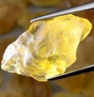 Bra Pris Mycket Fin Rå Oslipad Guld Gul Citrin 5,42 carat Naturlig Transparent Kristall från Afrika Köp Nu! (bild för) Bra Pris Mycket Fin Rå Oslipad Guld Gul Citrin 5,42 carat Naturlig Transparent Kristall från Afrika Köp Nu!
